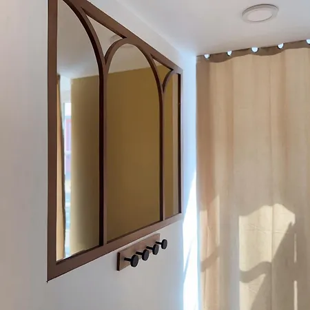 Les Arches Apartment